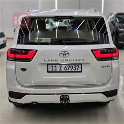 تويوتا لاندكروزر